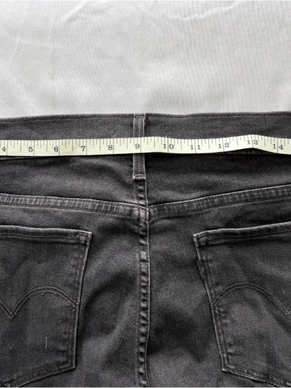 NWT Levi's 311 Shaping Skinny Jeans Mens 34/30 Slim Black